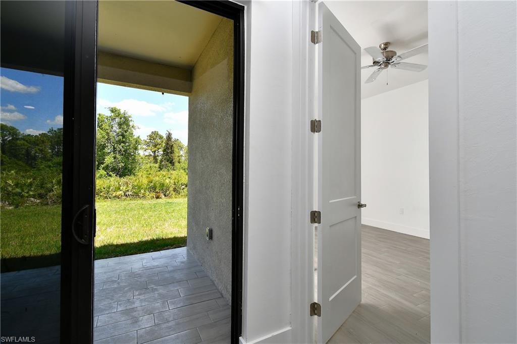 857/859 Eisenhower Blvd, Lehigh Acres, FL 33974 Photo