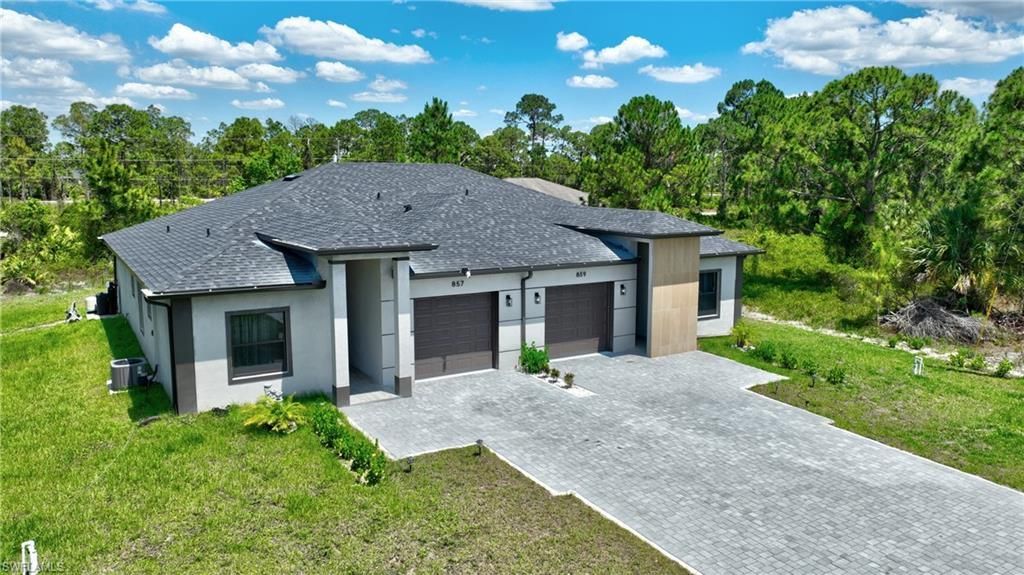 857/859 Eisenhower Blvd, Lehigh Acres, FL 33974 Photo