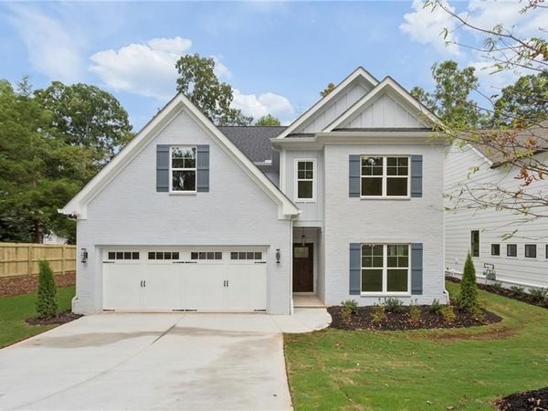 2266 Belmont Circle , Smyrna, GA 30080