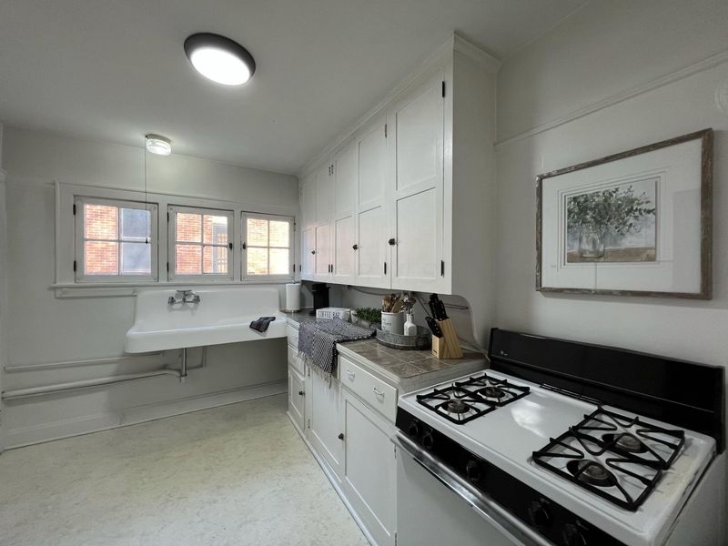 1347 Highland Street , Unit 1347, Columbus, OH 43201 Photo 10