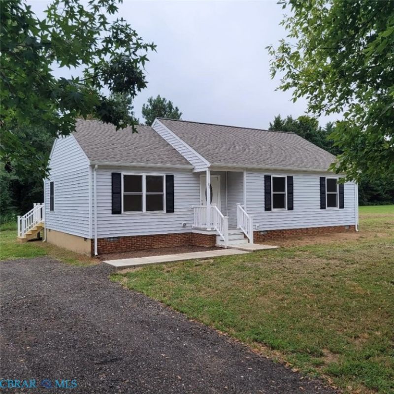 88 Healys Trace Lane, Locust Hill, VA 23092 Main Photo