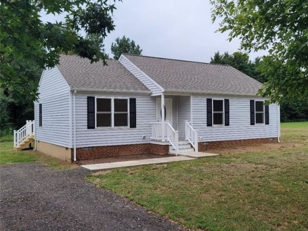 88 Healys Trace Lane , Locust Hill, VA 23092