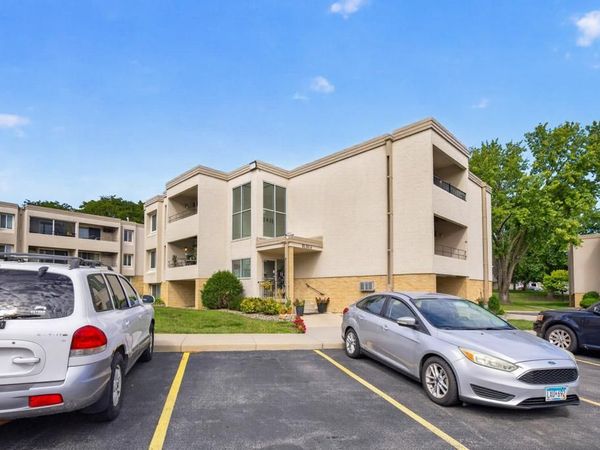 1931 Viking Drive NW, Unit 21, Rochester, MN 55901