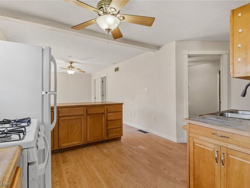 4619 Ridge Avenue SE, Canton, OH 44707 Photo 10