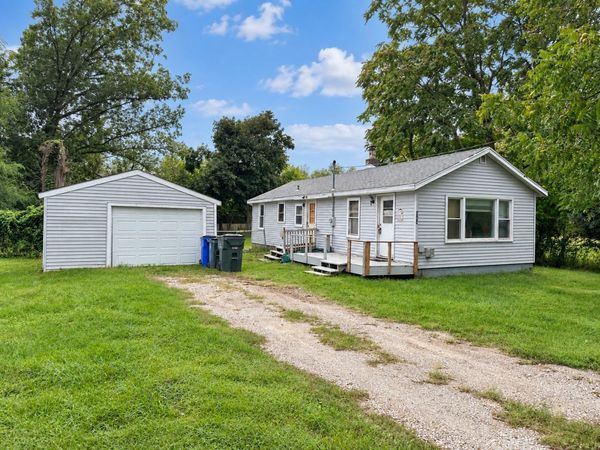 411 30th Street Drive SE, Cedar Rapids, IA 52403