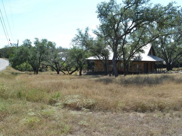 LOT 305 Rolling Hills Dr, SPICEWOOD, TX 78669