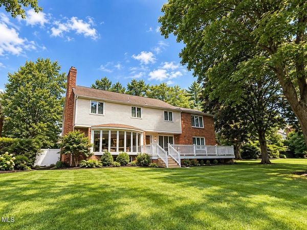 1754 N Cove Boulevard, Toledo, OH 43606