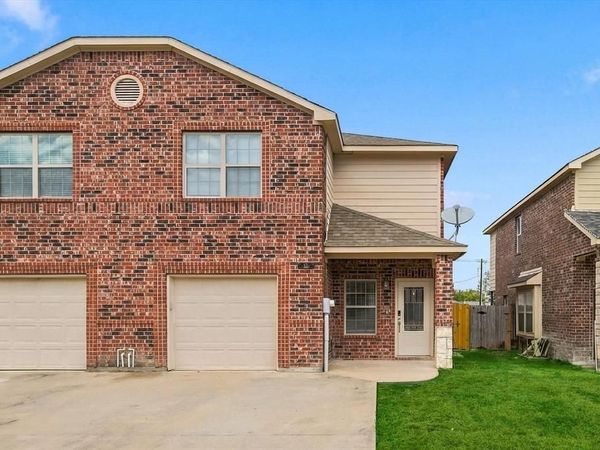902 Parkplace Ridge , Princeton, TX 75407