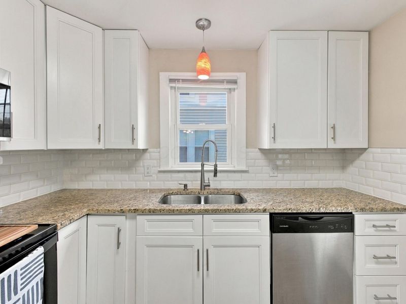 583 Melrose Avenue, Columbus, OH 43202 Photo 13