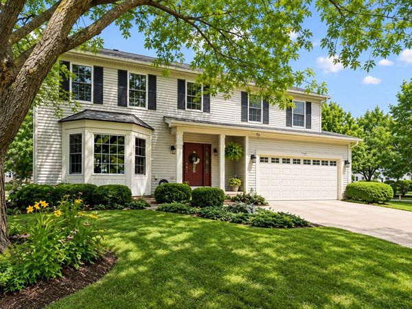 798 Wexford Court, Grayslake, IL 60030