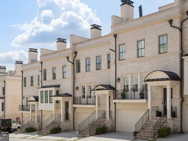 3715 Peachtree Road NE, Unit 9, Atlanta, GA 30319