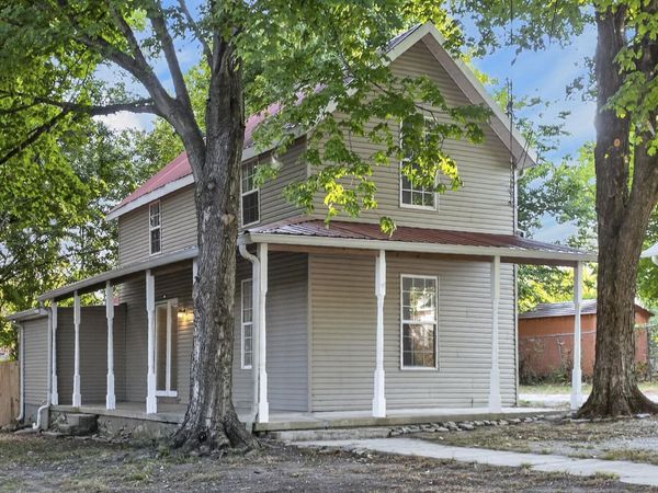 329 W 14th St , Columbia, TN 38401