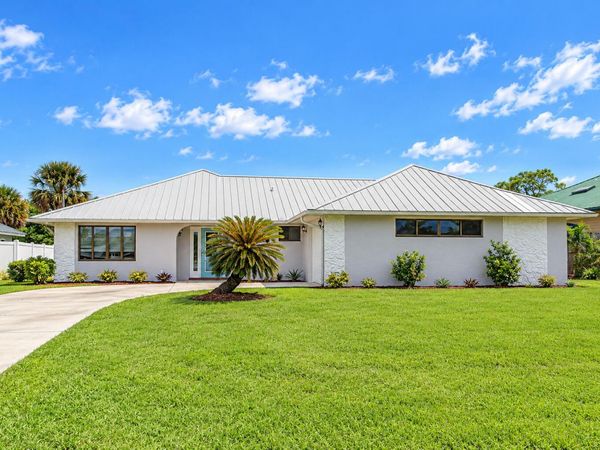 1309 SE Coral Reef Street, Port St. Lucie, FL 34983