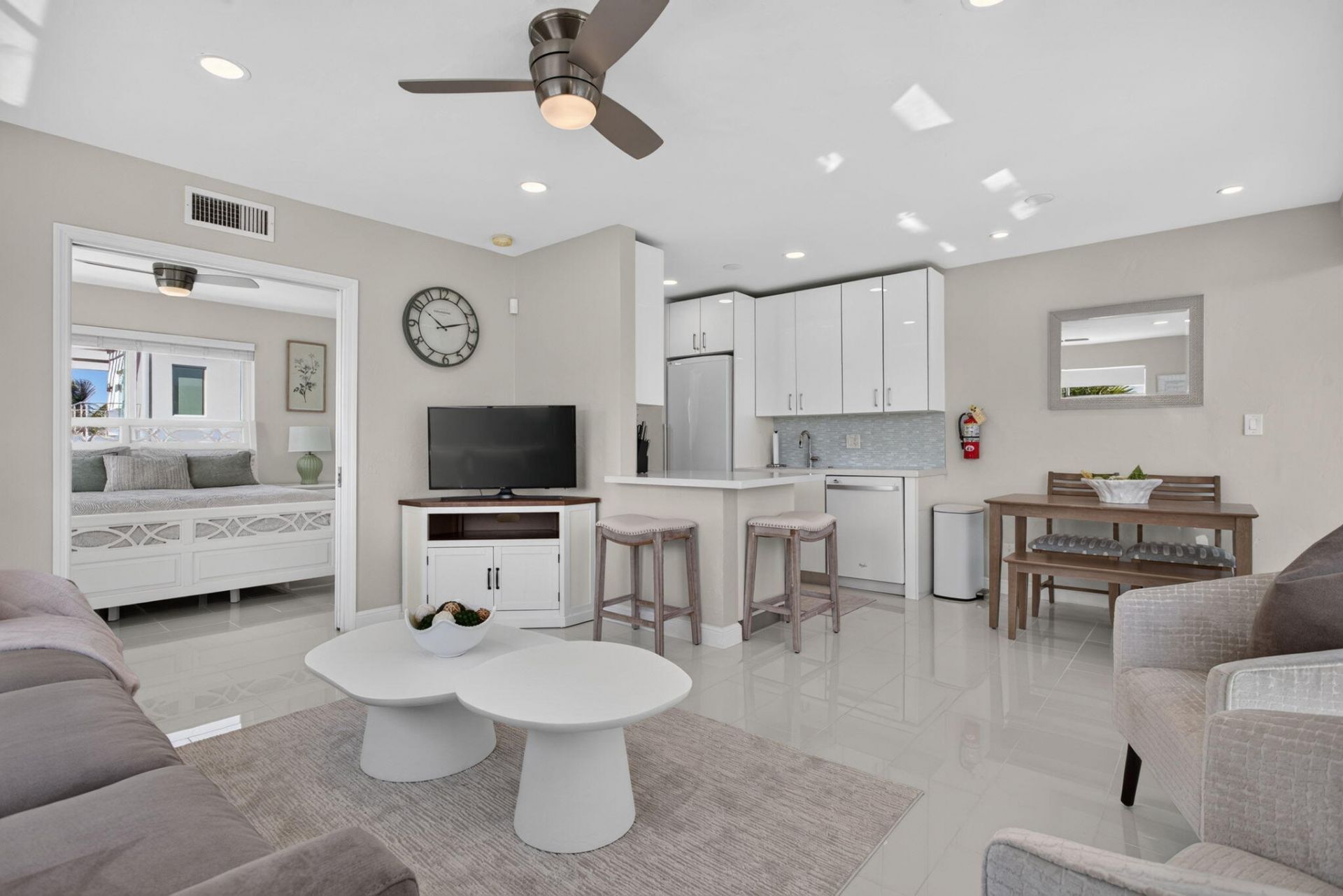 1705 N Riverside Drive, Unit 8, Pompano Beach, FL 33062 Photo
