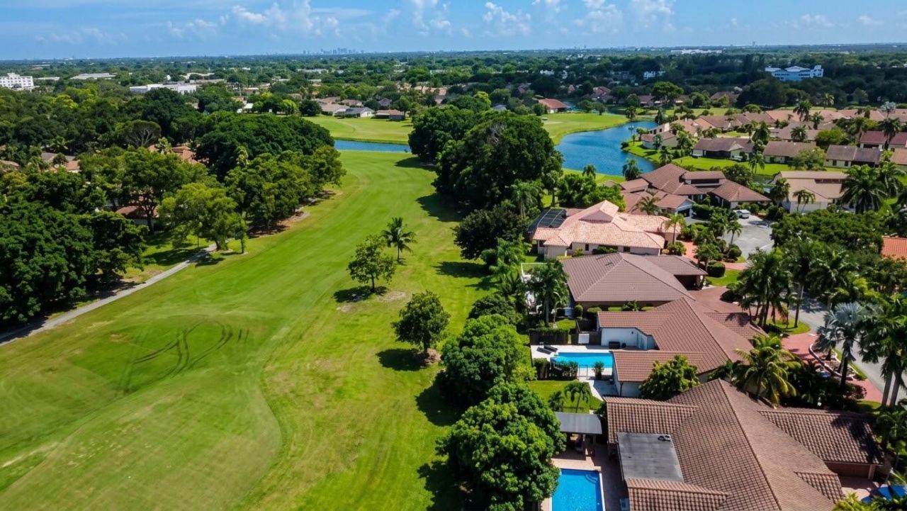 7360 NW 83rd Avenue, Tamarac, FL 33321 Photo
