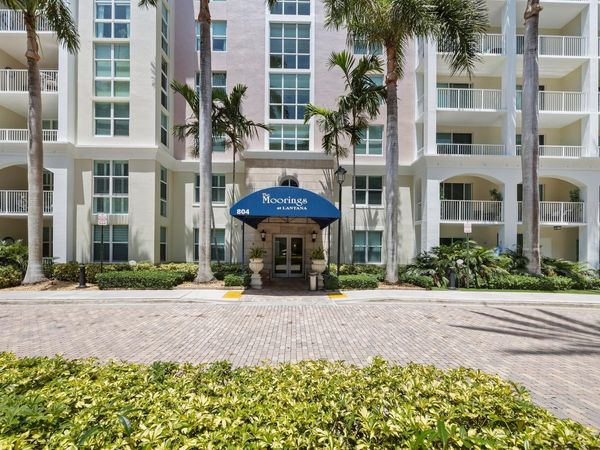 804 E WINDWARD Way, Unit 621, Lantana, FL 33462