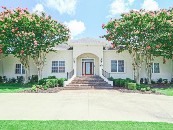 3411 Lacoste Drive, Jonesboro, AR 72404