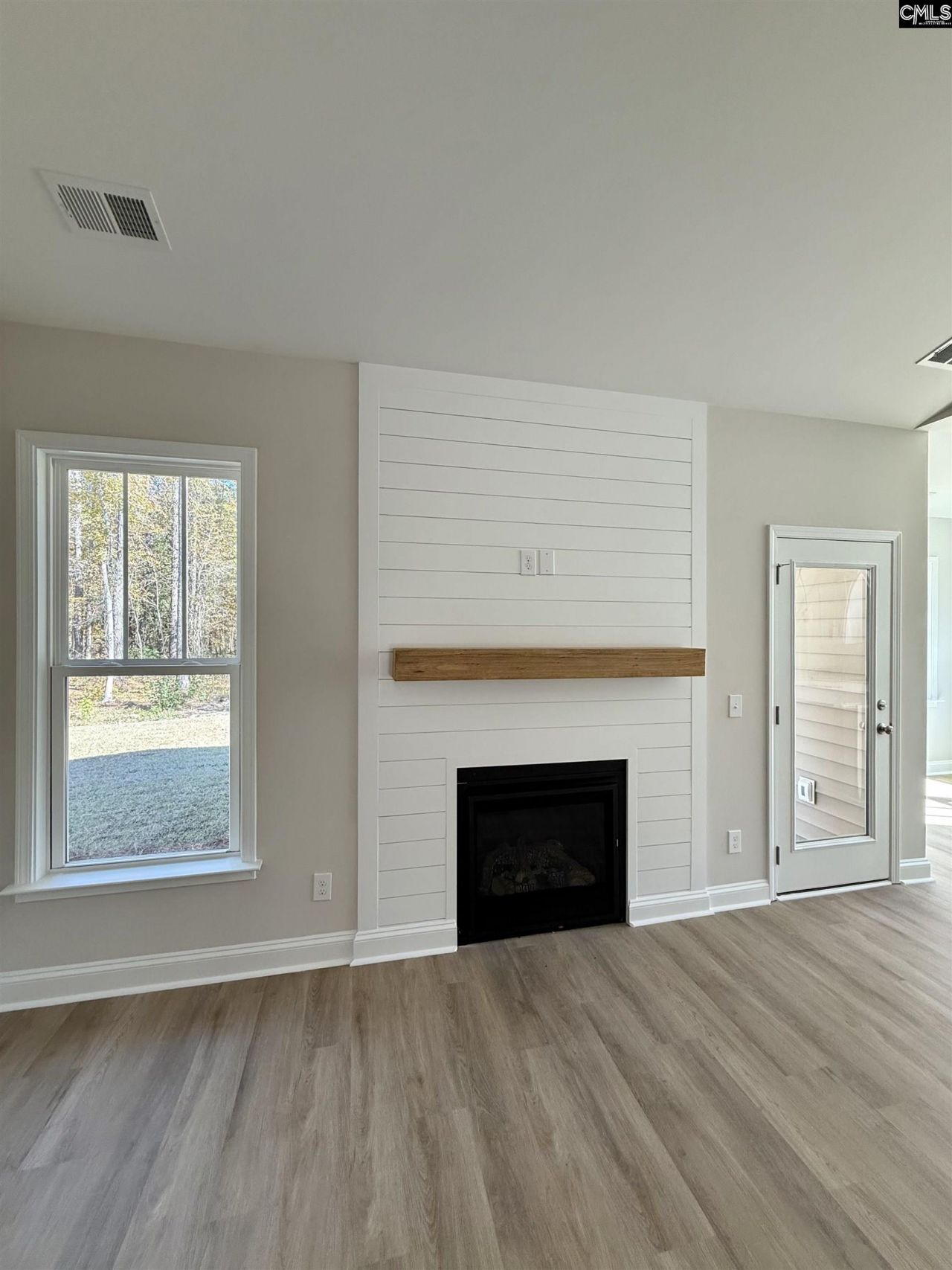 110 S Cub Lane Photo 13