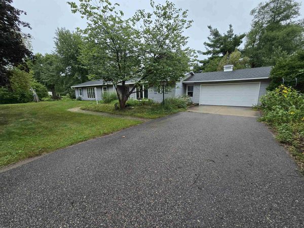 630 N Albany Street, Spring Green, WI 53588