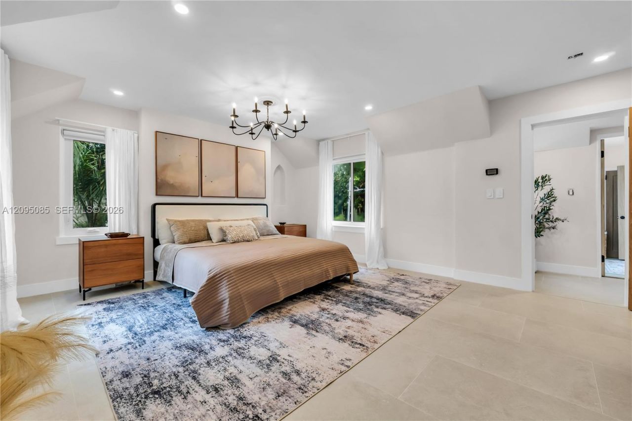 467 NE 55th Ter, Miami, FL 33137 Photo