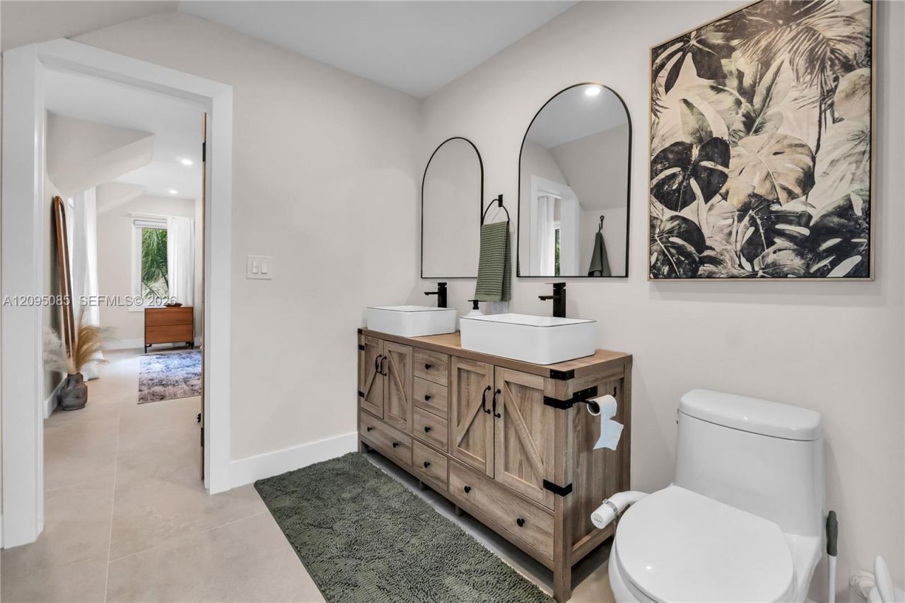 467 NE 55th Ter, Miami, FL 33137 Photo
