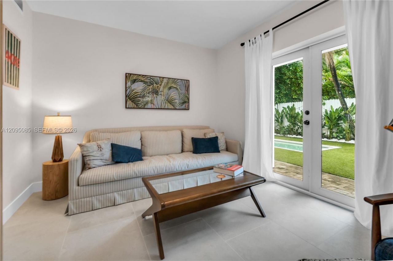 467 NE 55th Ter, Miami, FL 33137 Photo