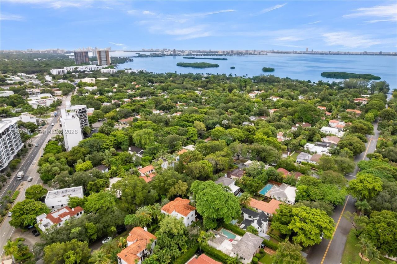467 NE 55th Ter, Miami, FL 33137 Photo