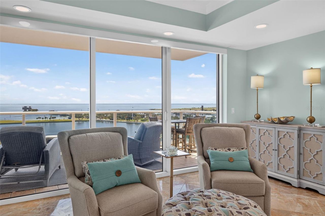 400 Beach Drive Ne, Unit 1004, Saint Petersburg, FL 33701 Photo