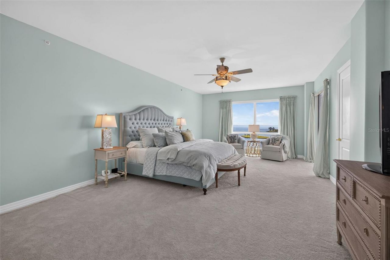 400 Beach Drive Ne, Unit 1004, Saint Petersburg, FL 33701 Photo