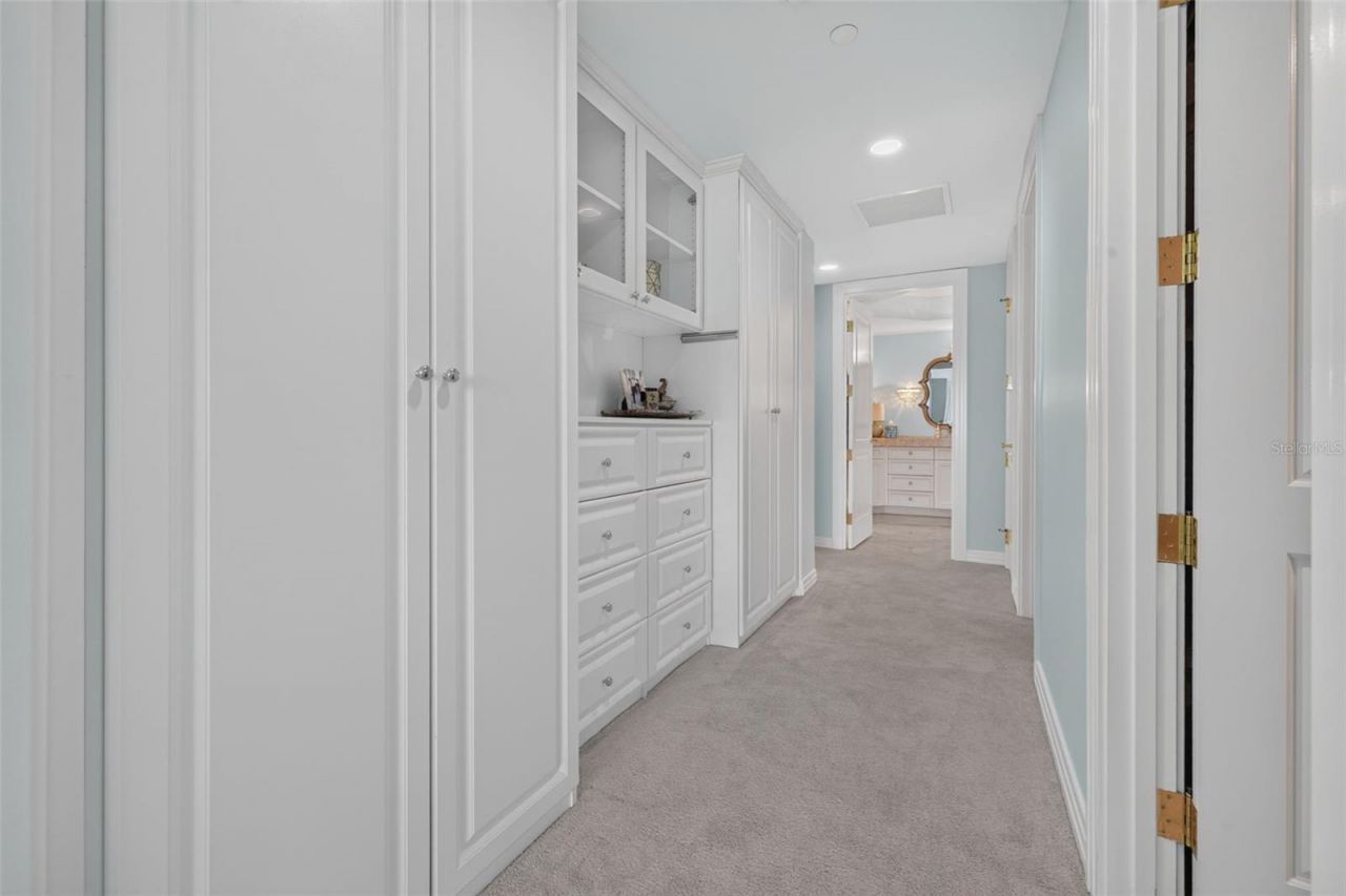 400 Beach Drive Ne, Unit 1004, Saint Petersburg, FL 33701 Photo