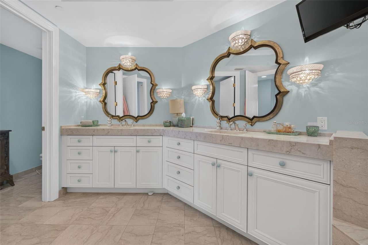 400 Beach Drive Ne, Unit 1004, Saint Petersburg, FL 33701 Photo