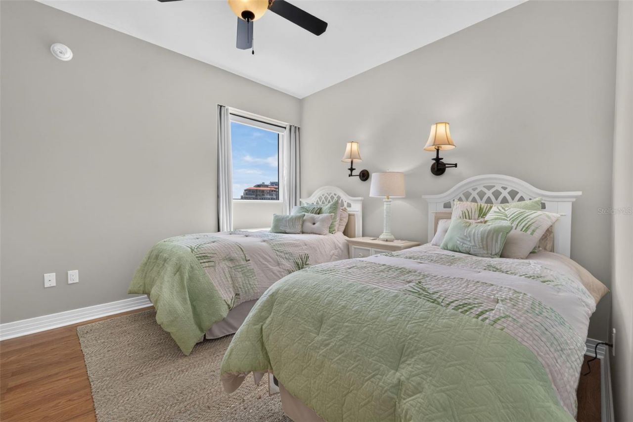 400 Beach Drive Ne, Unit 1004, Saint Petersburg, FL 33701 Photo