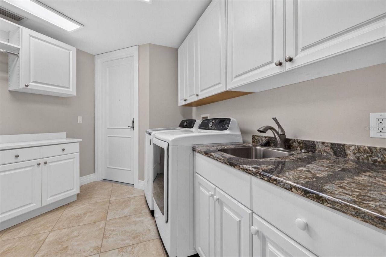 400 Beach Drive Ne, Unit 1004, Saint Petersburg, FL 33701 Photo