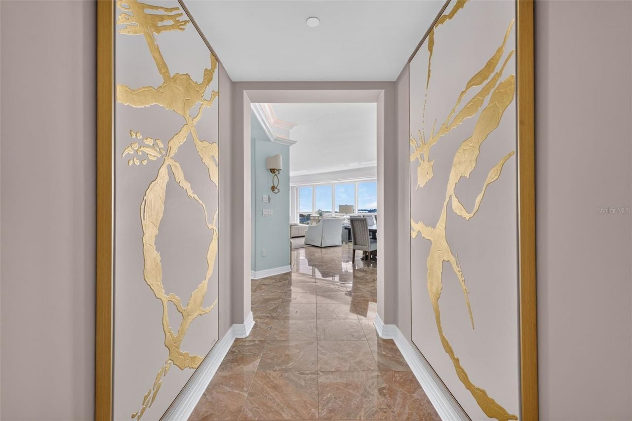 400 Beach Drive Ne, Unit 1004, Saint Petersburg, FL 33701 Photo