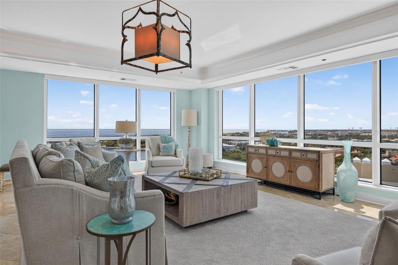 400 Beach Drive Ne, Unit 1004, Saint Petersburg, FL 33701 Photo
