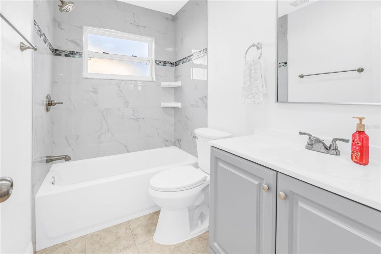 2918 Sandpointe Drive, Bradenton, FL 34205 Photo