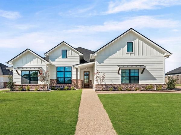 10205 Charmwood Drive, Waco, TX 76712
