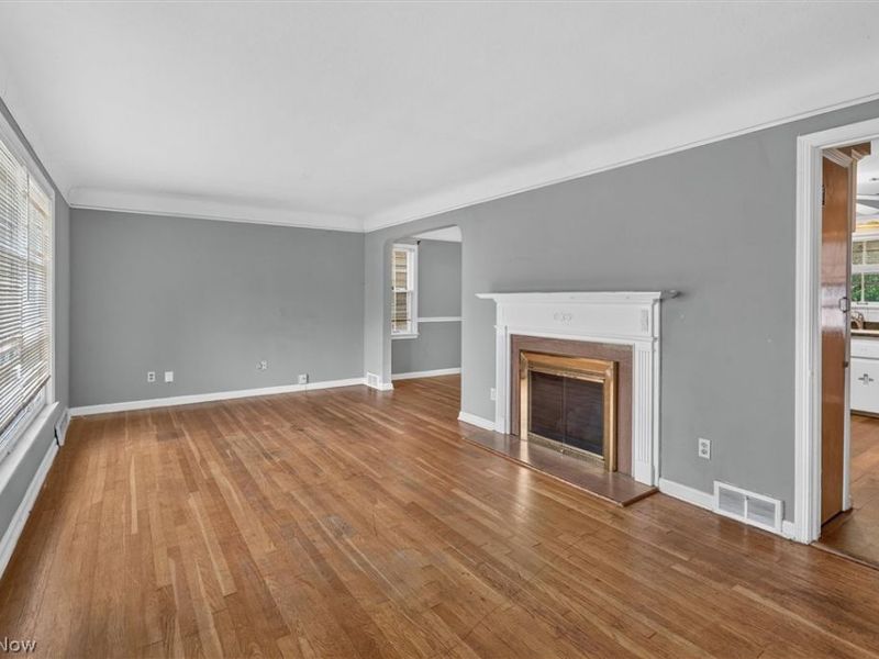 3971 Bluestone Road , Cleveland Heights, OH 44121 Photo 2