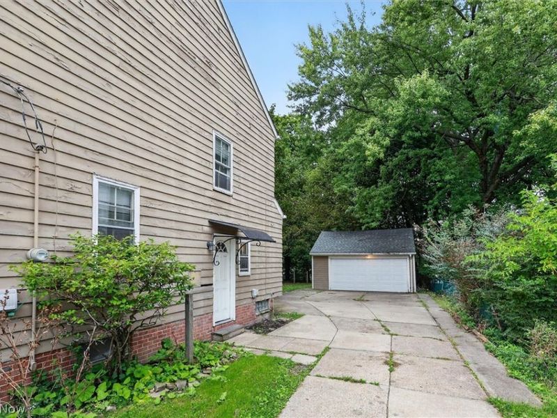 3971 Bluestone Road , Cleveland Heights, OH 44121 Photo 25
