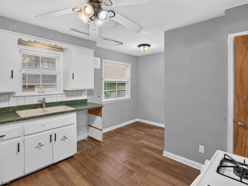 3971 Bluestone Road , Cleveland Heights, OH 44121 Photo 5