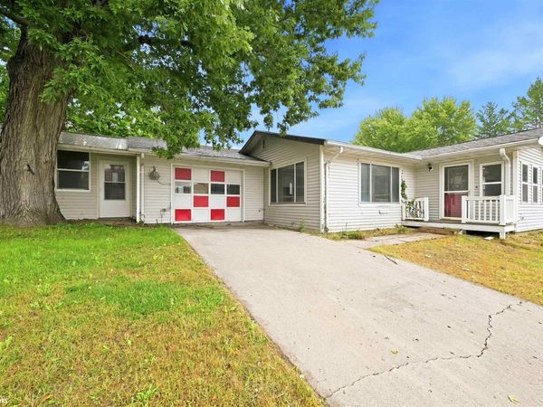 53 9th Street, Woodbine, IA 51579