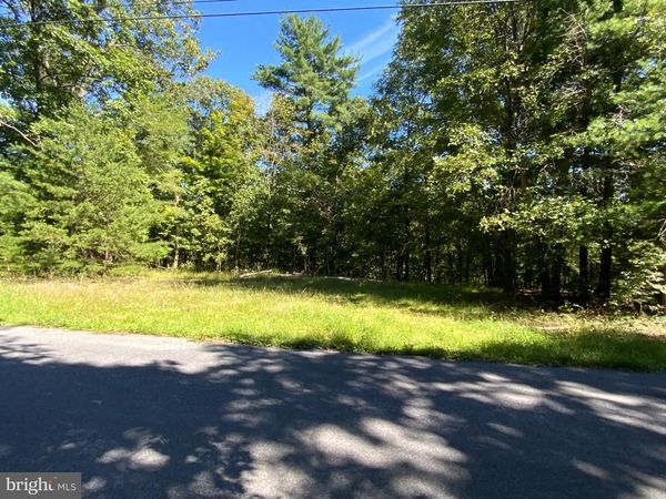 693 PEACH RIDGE ROAD , ELLIOTTSBURG, PA 17024