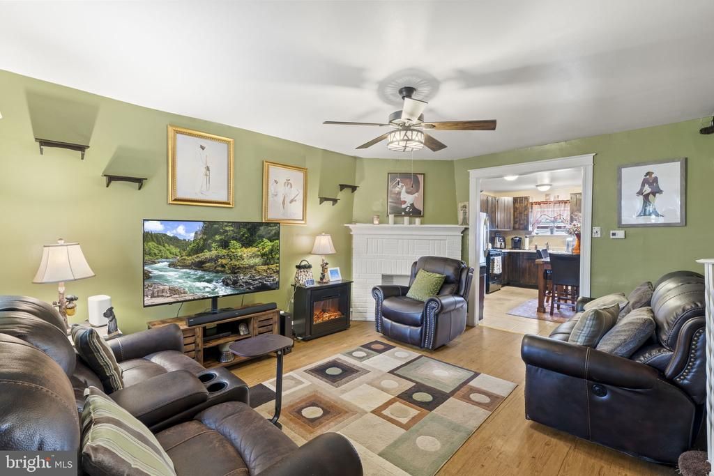 7017 RADBOURNE ROAD , UPPER DARBY, PA 19082