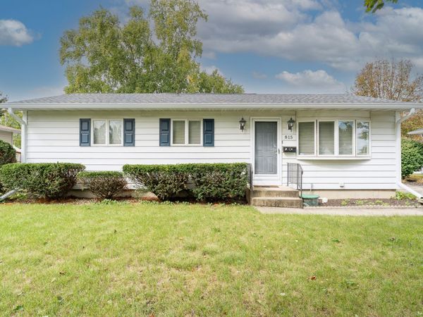815 Pearson Drive , Joliet, IL 60435