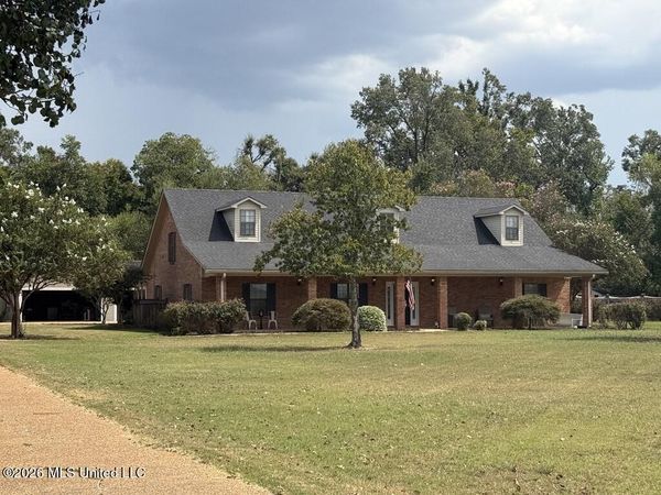 5159 County Road 145, Greenwood, MS 38930