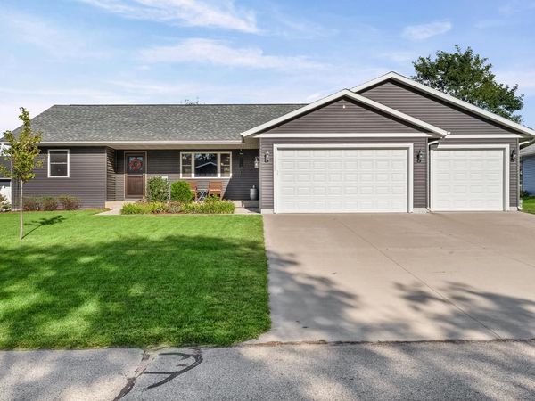 1563 Hickory STREET, Rockland, WI 54653