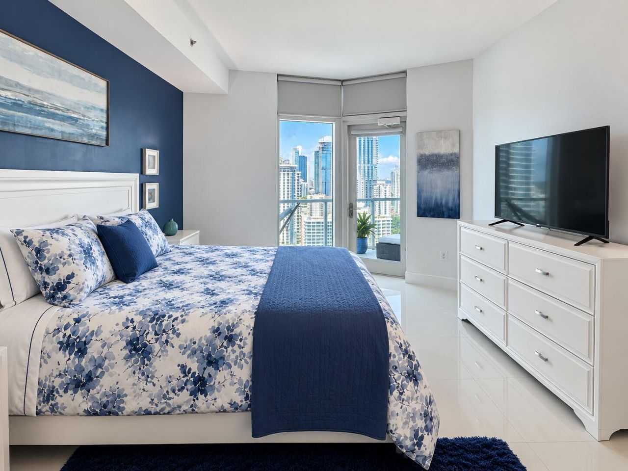 1900 N Bayshore Drive, Unit 2604, Miami, FL 33132 Photo