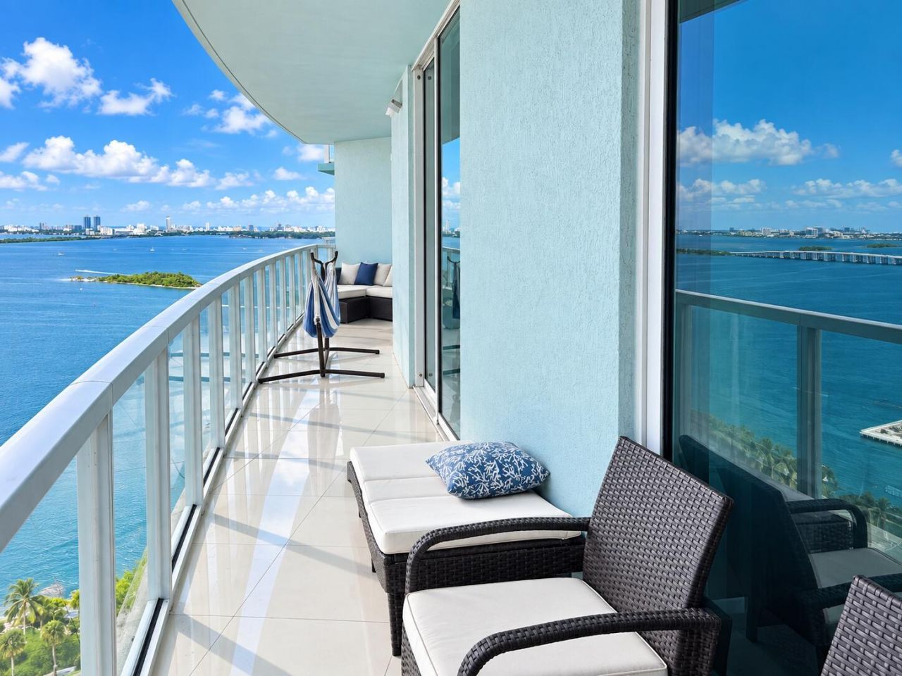 1900 N Bayshore Drive, Unit 2604, Miami, FL 33132 Photo