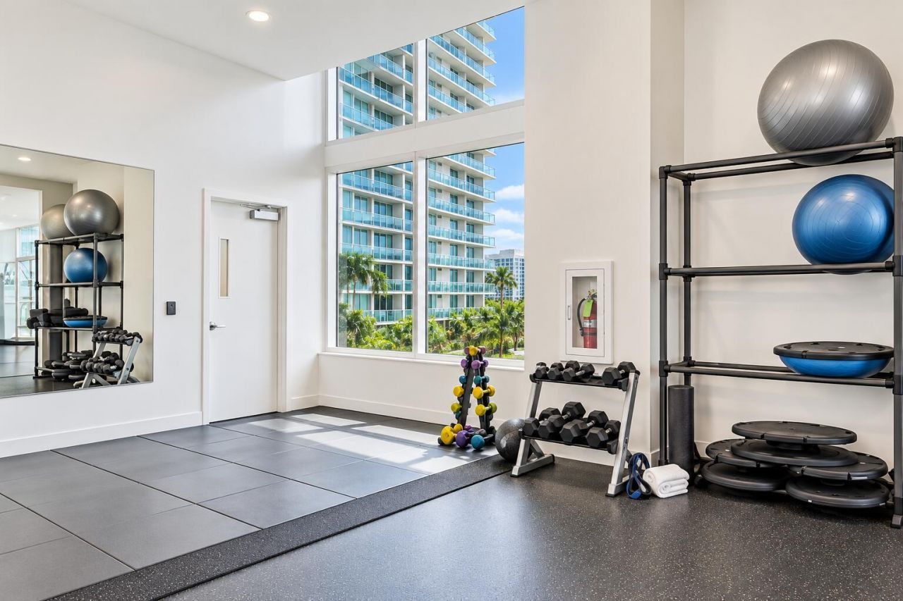 1900 N Bayshore Drive, Unit 2604, Miami, FL 33132 Photo