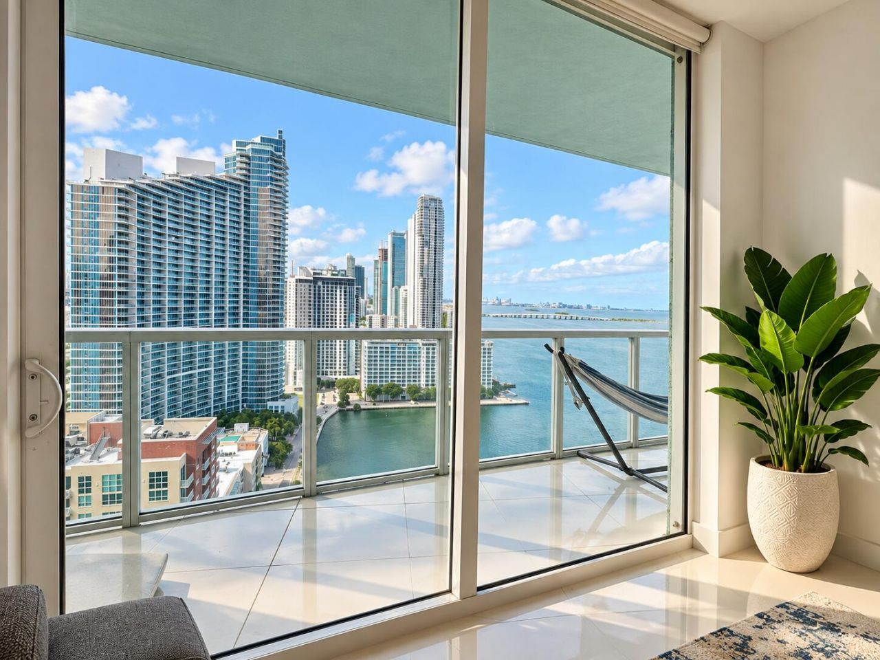 1900 N Bayshore Drive, Unit 2604, Miami, FL 33132 Photo
